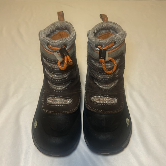 NEW The North Face 200 gr Insulation Waterproof Slip On Boots Boys, Size 3 - Picture 14 of 15